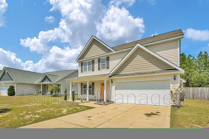 4 bed, 2.5 bath, 2181 sqft, $2,150 — Photo 2