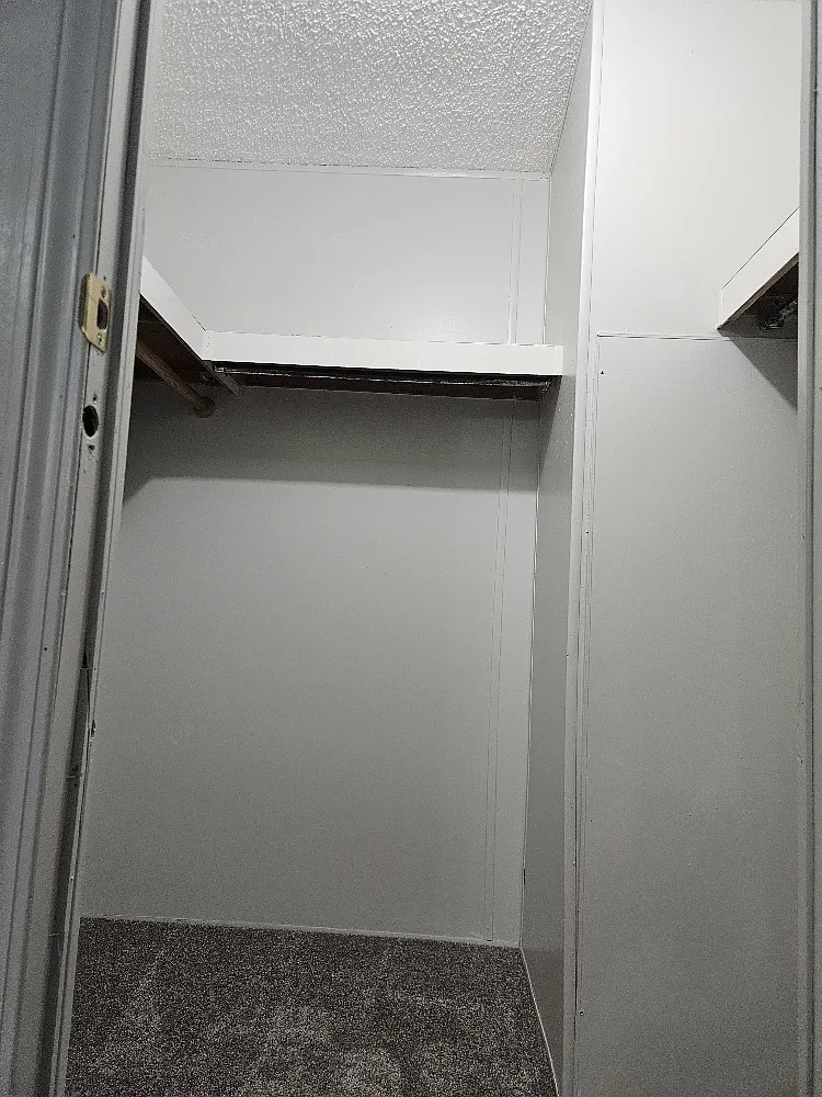 4 bed, 1400 sqft, $1,550 — Photo 3