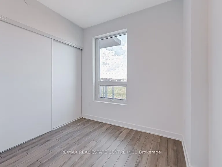 1005 Dundas St E #238 — Photo 17