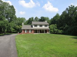 335 Militia Hill Rd, Fort Washington, PA 19034