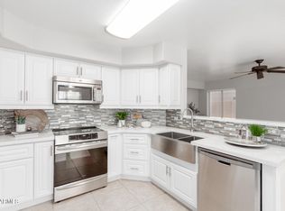 3611 E WINDMERE Drive, Phoenix, AZ 85048