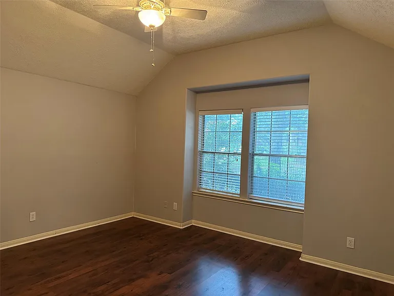 2711 Kimbleton Ct — Photo 23
