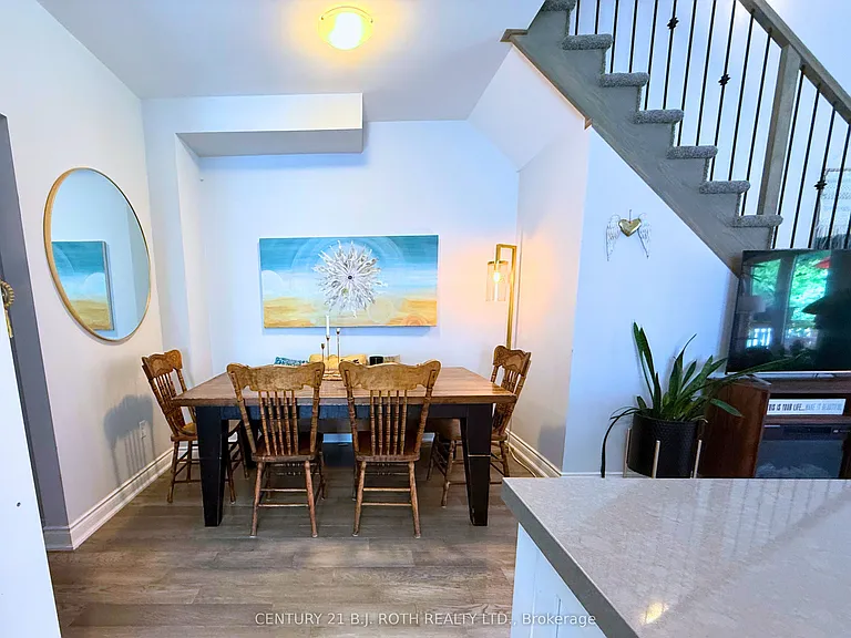 181 Patterson Rd #UPPER LEVEL — Photo 7
