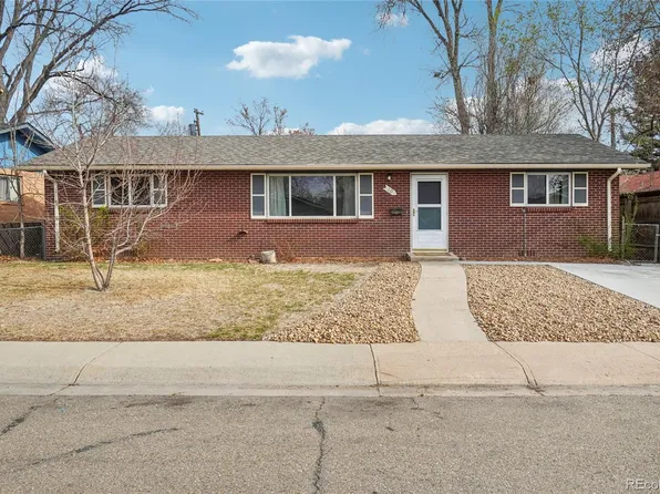 10 Merideth Lane, Longmont, CO 80501
