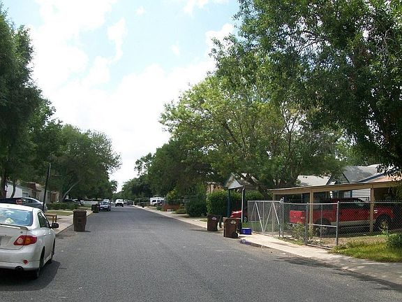 3rd image of 2834 Ash Field Dr