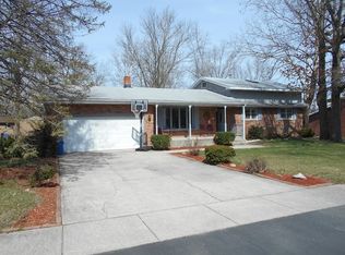 614 2nd Ave NW, Demotte, IN 46310