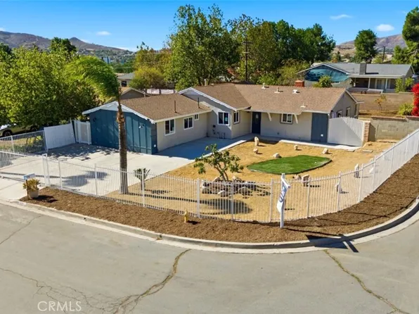 3187 Ruthann Dr, Riverside, CA 92509