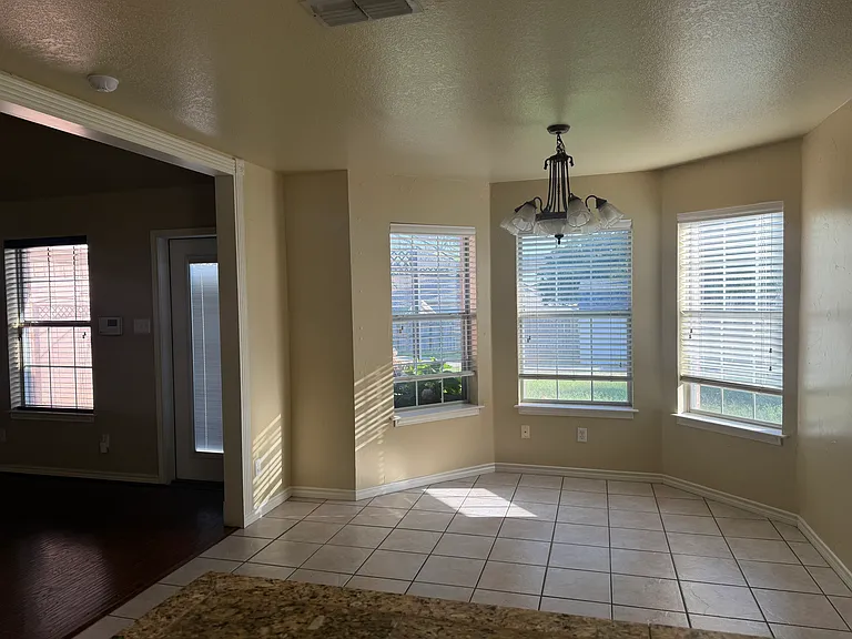 100 Ridge View Ct — Photo 12