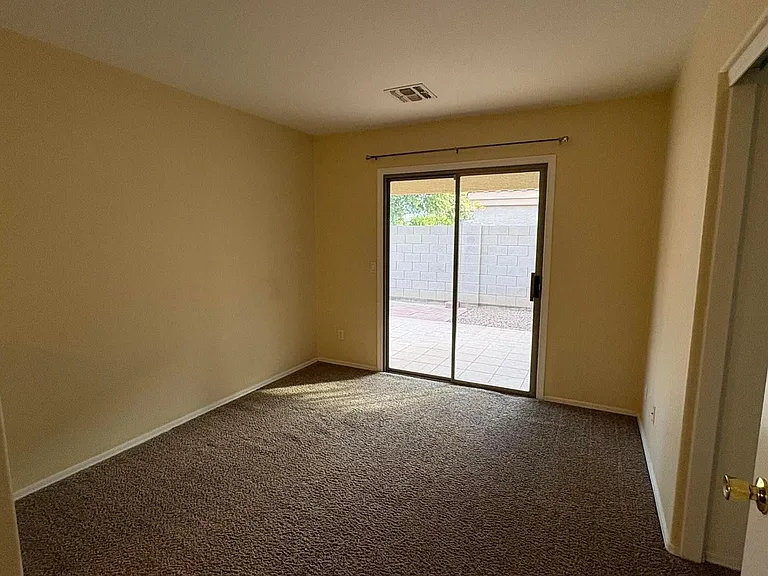 13002 W Hearn Rd — Photo 20