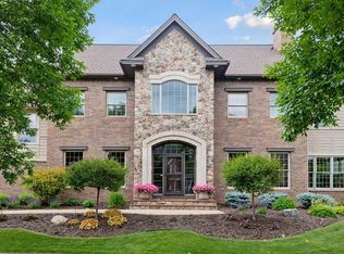 5035 Shenandoah Ln N, Plymouth, MN 55446