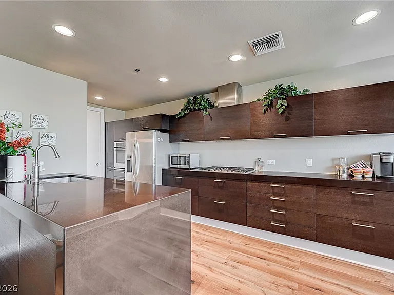 4575 Dean Martin Dr #506 — Photo 17