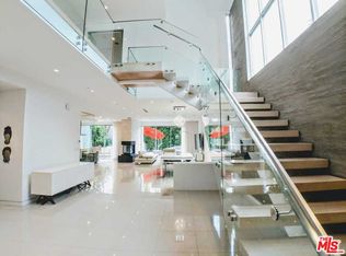 423 S Mansfield Ave, Los Angeles, CA 90036