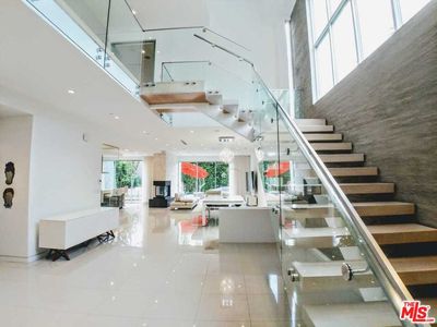 423 S Mansfield Ave, Los Angeles, CA, 90036