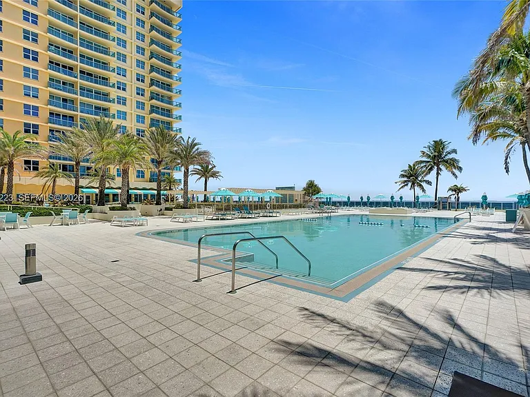 2501 S Ocean Dr #1211 — Photo 30