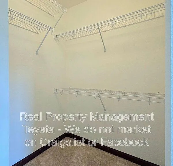 259 W Bakerview Rd #C401 — Photo 10