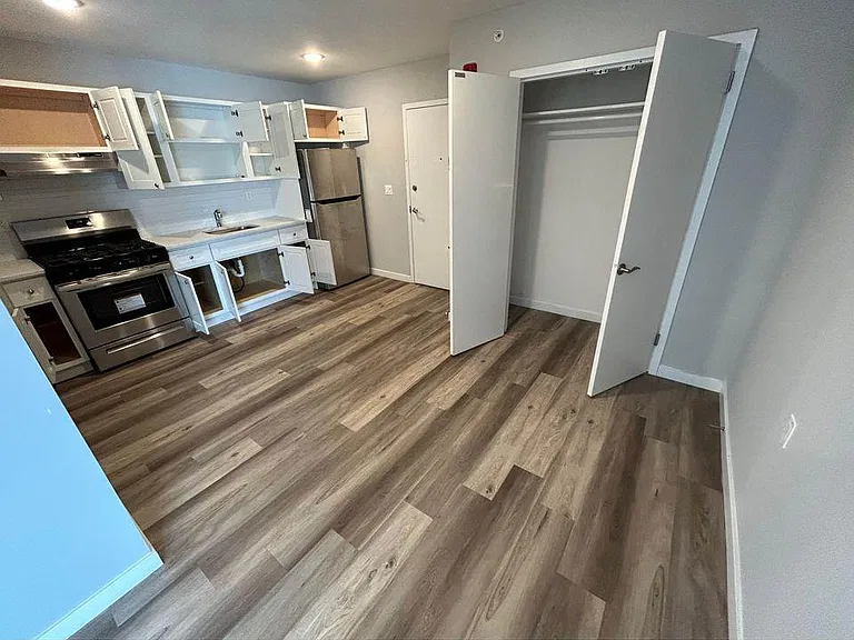 362 Hamilton Ave #202 — Photo 9