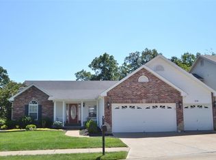 274 Romaine Spring Vw, Fenton, MO 63026