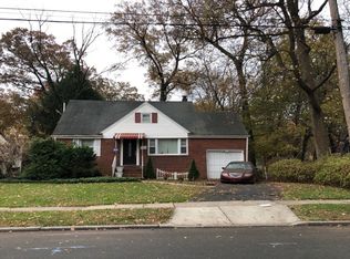 238 E 4th Ave, Roselle, NJ