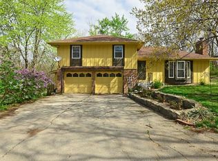 800 N Nettleton Ave, Bonner Springs, KS 66012