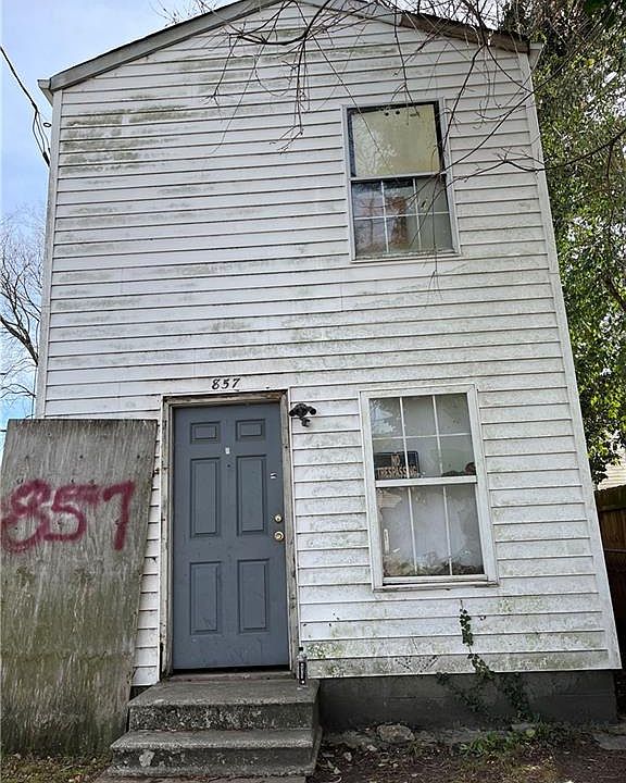 1st image of 857 B Ave