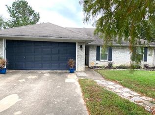 6060 Barnes Dr, Paris, TX 75462