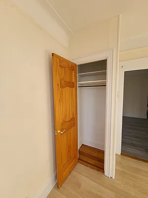 Rented by Bouklis Group | media 6