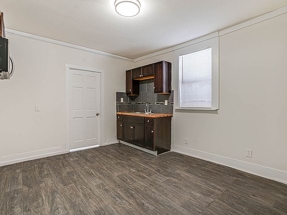 3rd image of 3430 S Flores St #3A