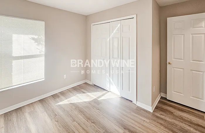 1013 E Eskimo Ave — Photo 16