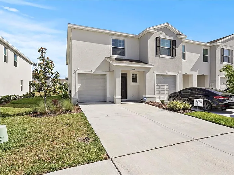 33055 Tulip Petal Ln — Photo 1