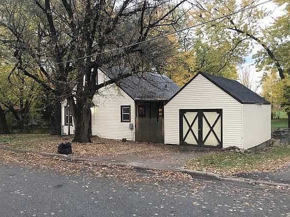 4th image of 1101 South St