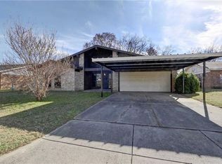 813 Coury Rd, Everman, TX 76140