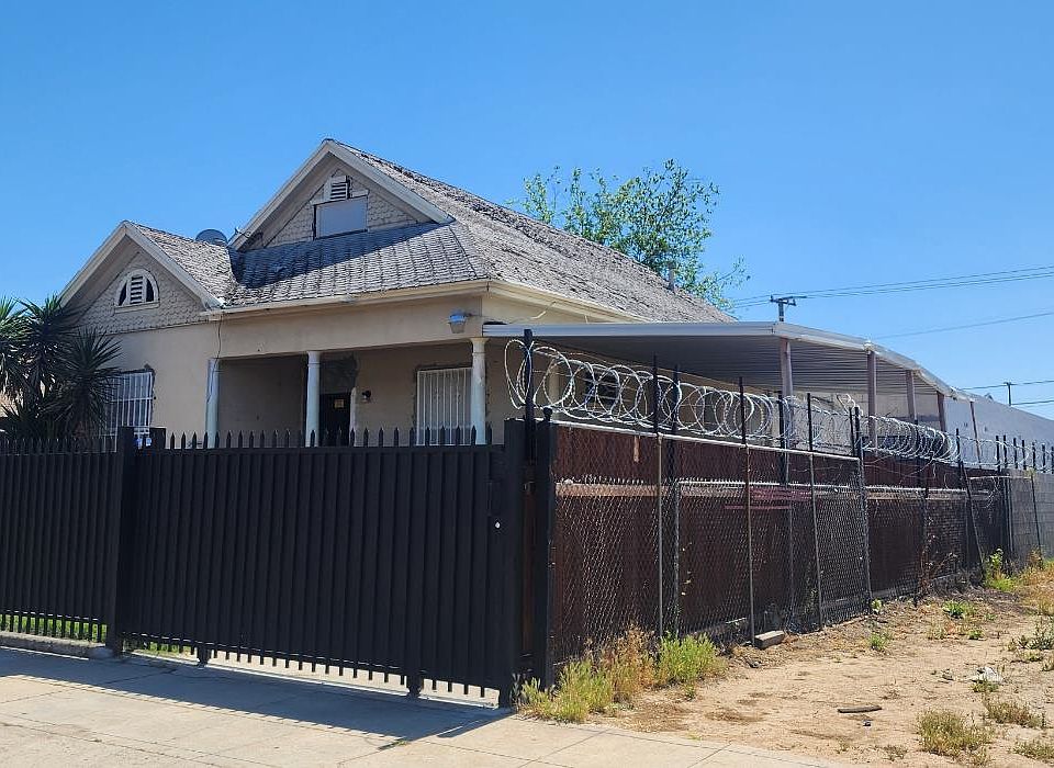 2nd image of 707 Niles St