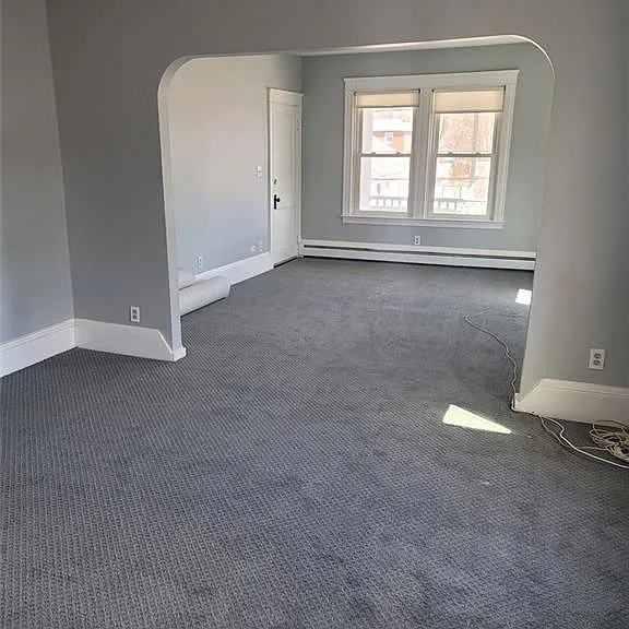 356 Orient Ave — Photo 4