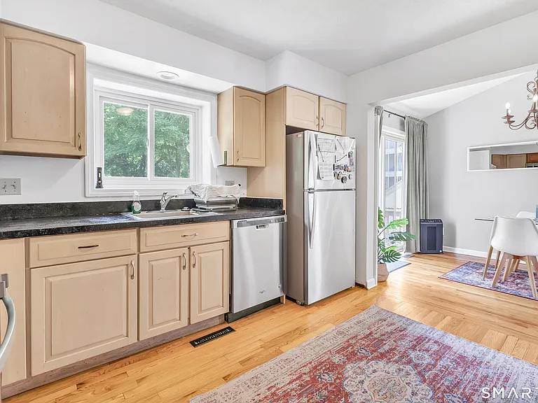66 Washington Rd — Photo 20