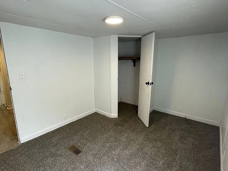 938 Sunset Dr #C — Photo 7