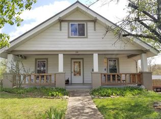 58 5th Ave, Asheville, NC 28806