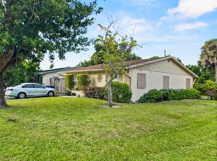 1001 Comanche St, Jupiter, FL 33458