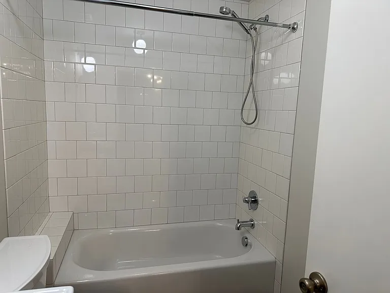 2484 Alder St — Photo 30