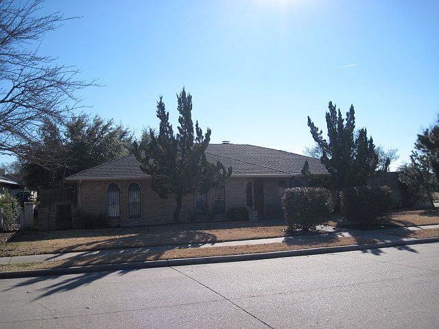 1st image of 1814 Mayfield Ave