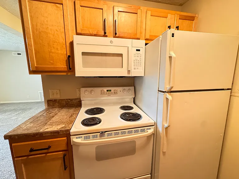 1520 D St #7 — Photo 4