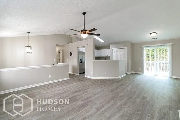 2525 Cat Hollow Ct NW — Photo 3