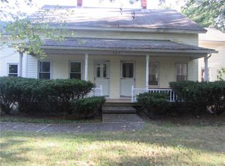 323 Old River Rd, Lincoln, RI 02838