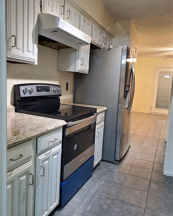 1st image of 4420 Wind River Ln