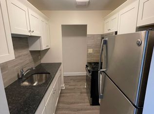 6613 N Sheridan Rd #708, Chicago, IL 60626