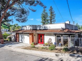 22661 Cavalier St, Woodland Hills, CA 91364