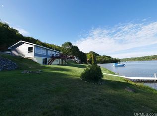 49186 Canal Rd, Houghton, MI 49931