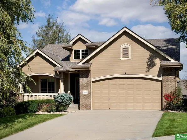 19218 Pasadena Cir, Omaha, NE 68130