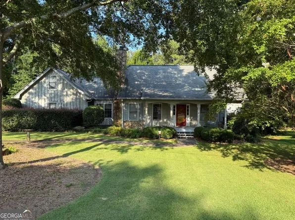 958 Sweet Briar Trl SE, Conyers, GA 30094