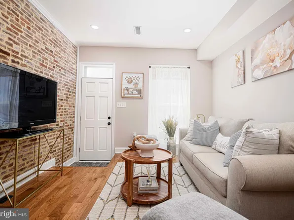 2238 Prentiss Pl, Baltimore, MD 21205