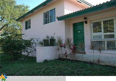 2nd image of 1560 NE 43rd St